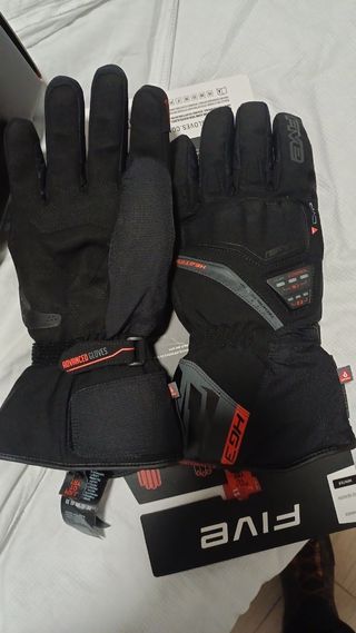 SIN ESTRENAR GUANTES CALEFACTABLES