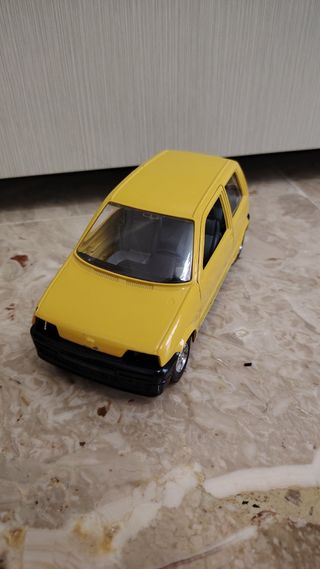 Fiat 500 Sport Bburago 1:24