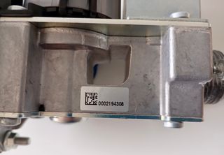 VALVULA GAS CALDERA FERROLI BLUEHELIX TECH RRT 28C