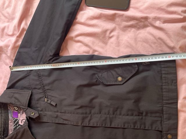 Chaqueta Volcom negra