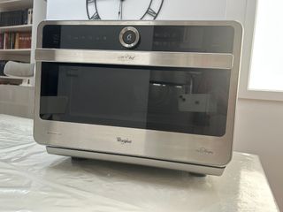 Horno microondas WHIRLPOOL JT 479 IX
