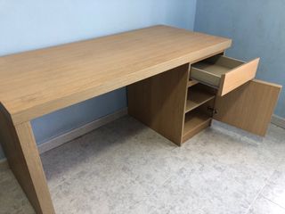 Escritorio MALM Ikea - Roble
