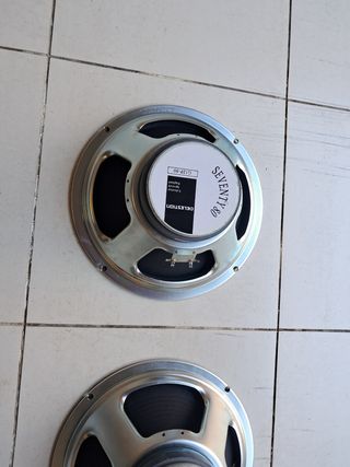 Altavoces Celestion para guitarra electrica (DOS).