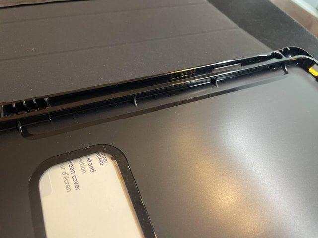 Custodia per iPad da 10,2" (8a generazione 2020/9a generazione 2021)