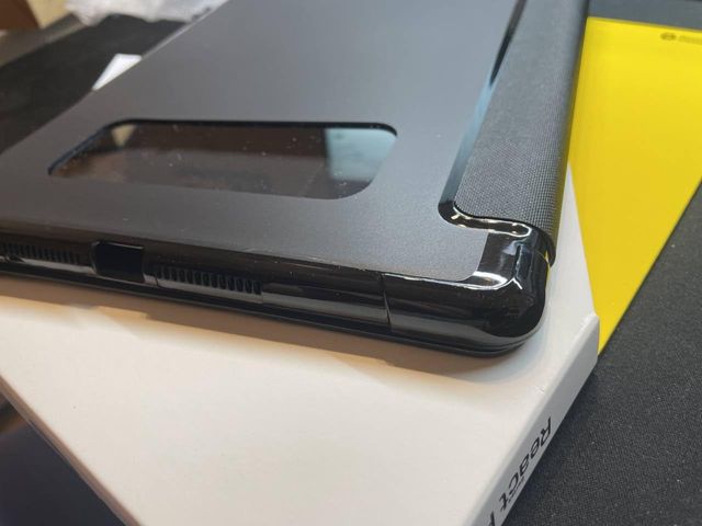 Custodia per iPad da 10,2" (8a generazione 2020/9a generazione 2021)