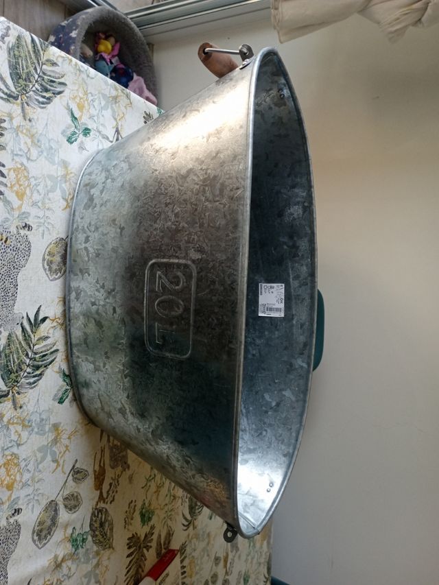 Jardinera Metálica 20L - Gris Plata