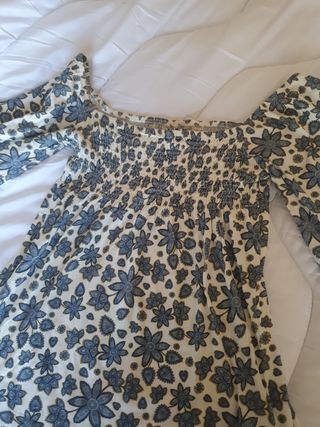 Blusa BSK beige y azul