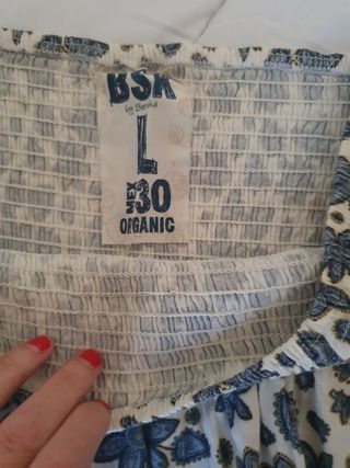 Blusa BSK beige y azul