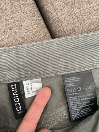 Pantalones Cargo H&M Divided - Talla 34