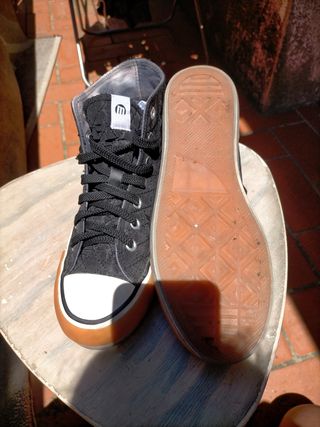 Zapatillas para mujer de caña alta estilo Converse
