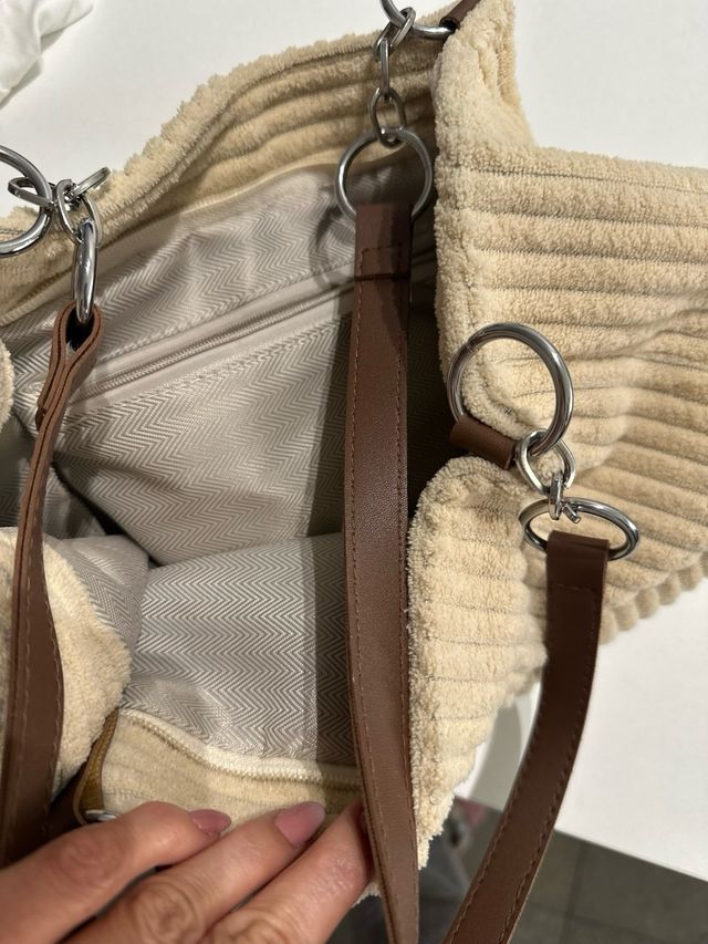 Bolso beige y marrón