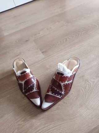 Bailarinas de cuero: marrón y blanco 