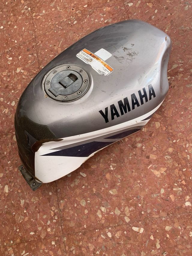 Depósito gasolina Yamaha TZR antiguo