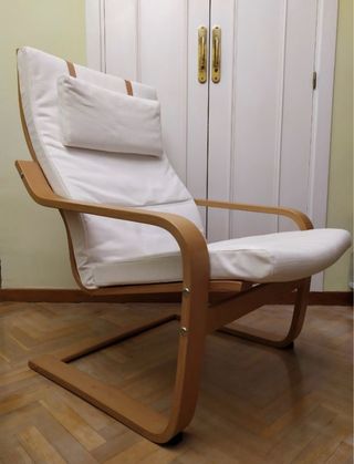 Sillón y reposapiés IKEA PÖANG blanco y madera