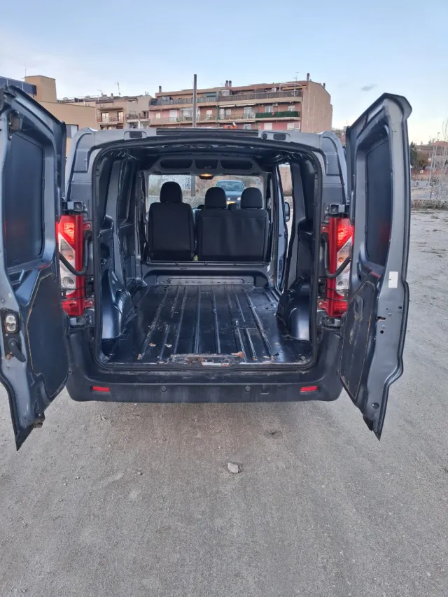 Peugeot Expert 2012