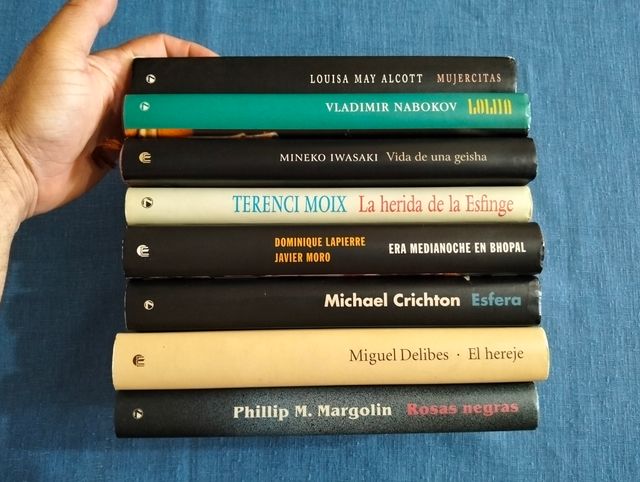 Lote de Narrativa Círculo L.