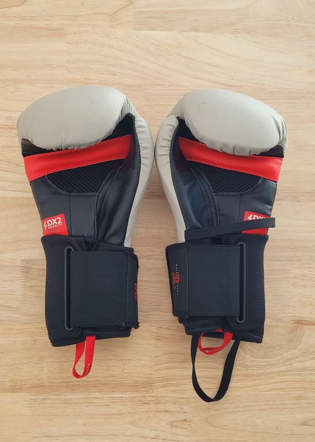 Guantes boxeo Decathlon 10oz poco uso