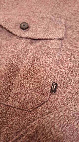 A Bellissima camicia Vans L