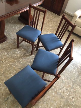 Mesa comedor madera extensible + 4 sillas
