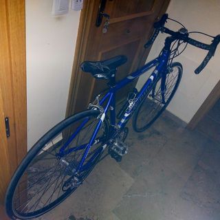 BICICLETA MERIDA ROAD 880  RODILLO MARCA ELITE
