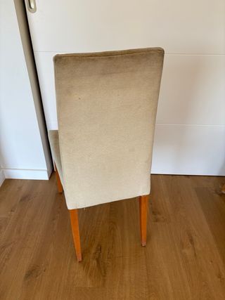 6 sillas beige a restaurar Precio unitario