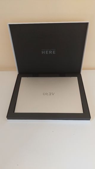 Gigabyte Aero 16 OLED - Portátil