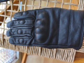 Guantes moto Cuero  Negro marca Benacus