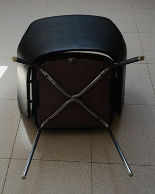 Silla vintage oficina negra