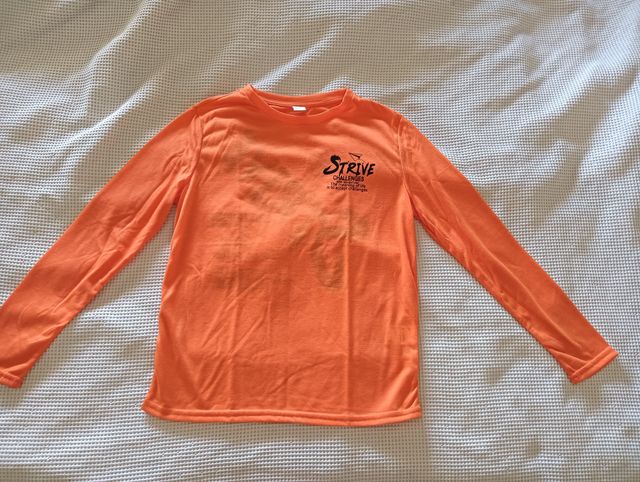 Ropa de niño sin estrenar