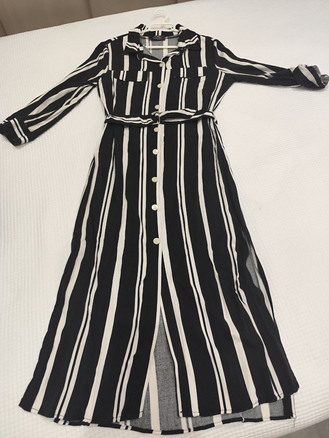 Vestido Bershka rayas blanco-negro