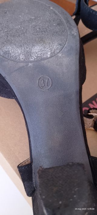Sandalias negras tacón - 37 Usado poco en eventos