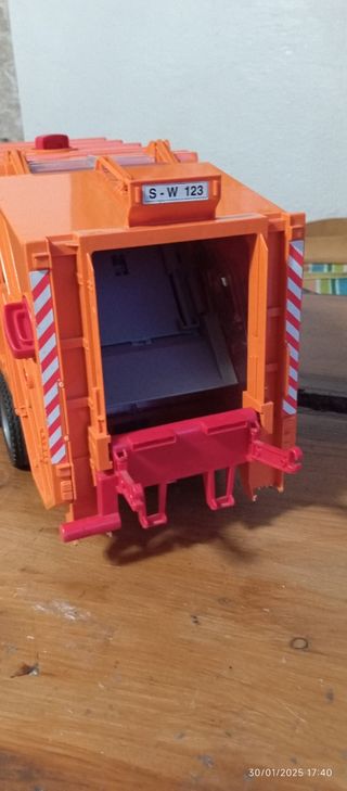 Camion Spazzatura Scania Bruder