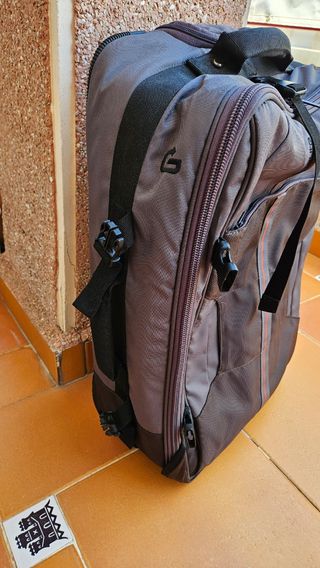 Mochila viaje ruedas y asas para llevar en espalda