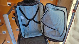 Mochila viaje ruedas y asas para llevar en espalda