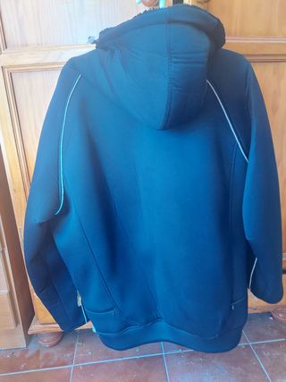 Chaquetón 17 ideal para el frío y la lluvia