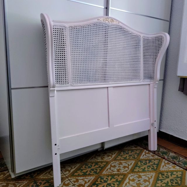 Cabeceira de vime vintage