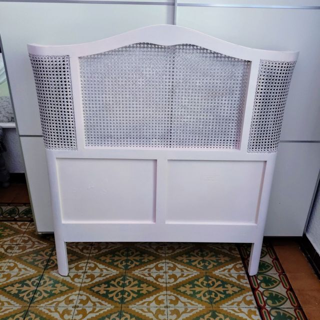 Cabeceira de vime vintage