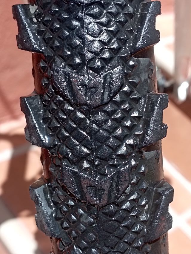 Bicicleta (Modelo 'Rockrider') de "b'Twin"