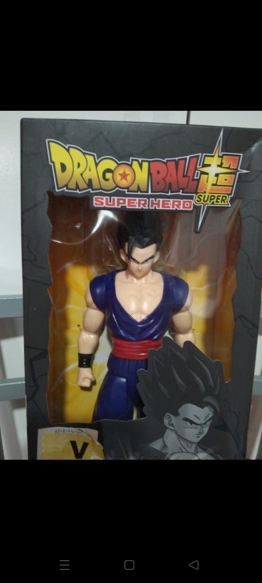Figura do Quebra-Limites Gohan Super Hero