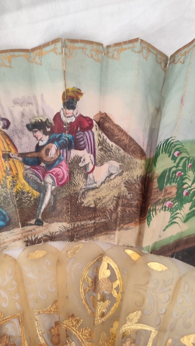 Abanico siglo XIX pintado a mano a dos caras