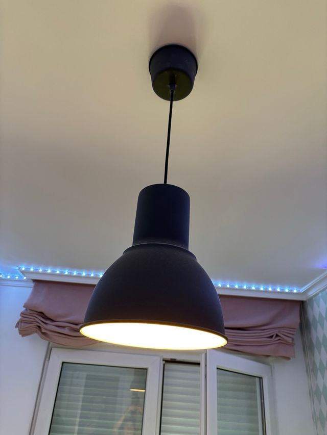 Lampara techo ikea negra metal negro