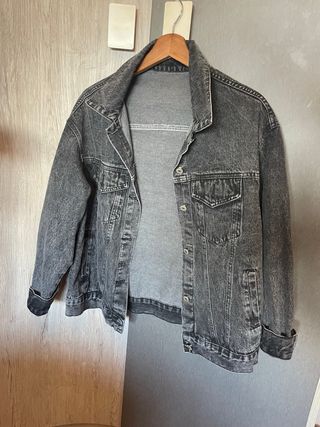 Chaqueta vaquera gris