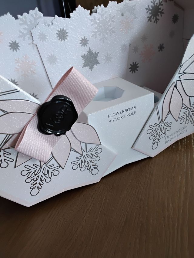 Flowerbomb Viktor&Rolf estuche edición limitada