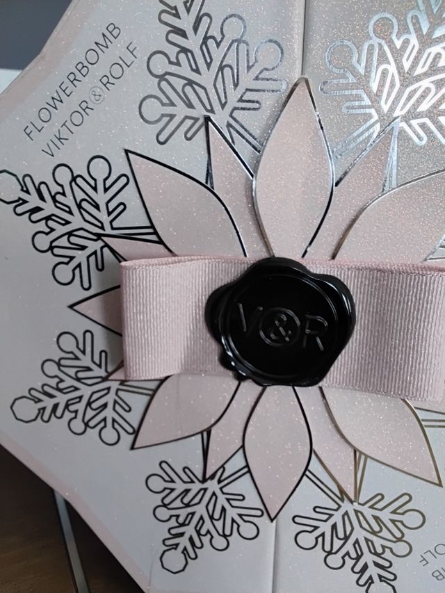 Flowerbomb Viktor&Rolf estuche edición limitada