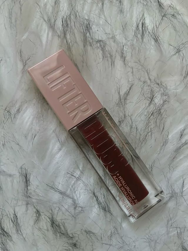 Maybelline Lifter Lip Gloss. Tono taffy 25