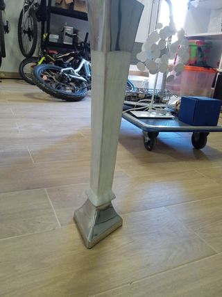Jarrón metal blanco plata