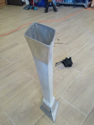Jarrón metal blanco plata