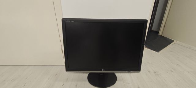 OFERTA 60€ OFERTA VUELTA AL COLE MONITOR 30"
