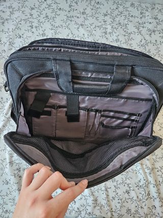 Funda portátil negra 