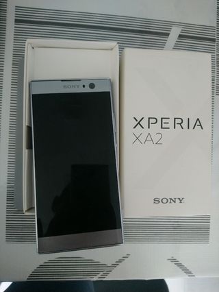 Sony Xperia XA2 grigio